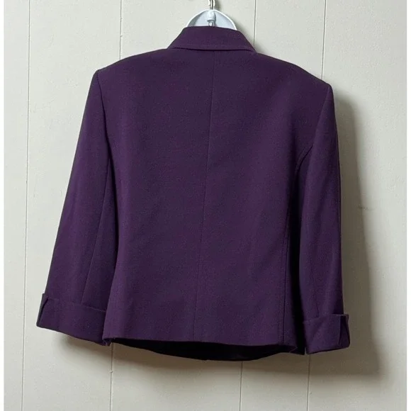 Tahari Arthur S Levine Women's Purple Blazer Jacket 3 Button Cuffed Sleeve Sz 16 - Picture 2 of 9